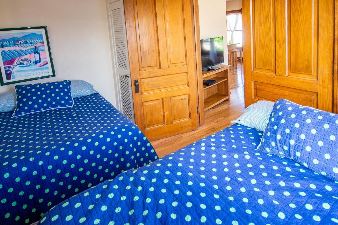 Serendipity Resort Гранд Хейвън Екстериор снимка